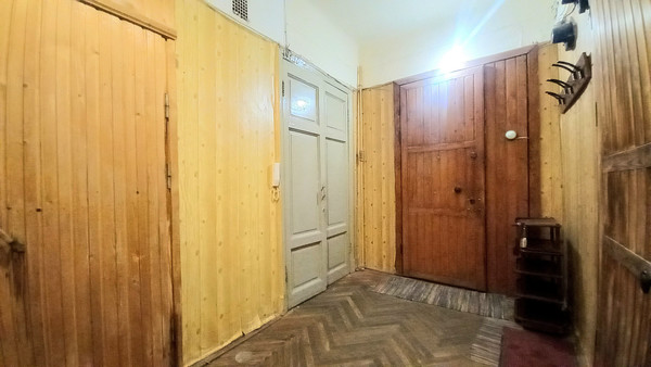 Продам комнату в 5-комн. квартире, Большая Монетная ул, 29А, Санкт-Петербург г