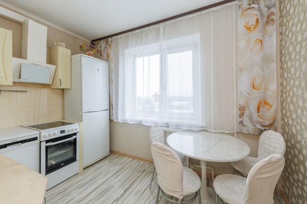 Продам двухкомнатную (2-комн.) квартиру, Литейная ул, 61, Брянск г