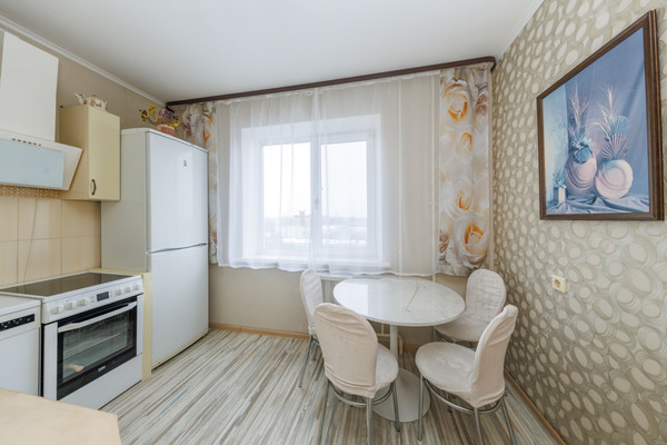 Продам двухкомнатную (2-комн.) квартиру, Литейная ул, 61, Брянск г