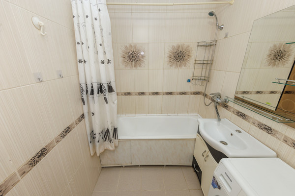 Продам двухкомнатную (2-комн.) квартиру, Литейная ул, 61, Брянск г