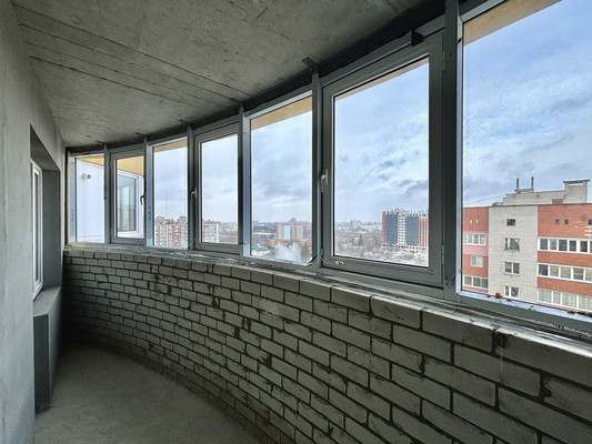 Продам многокомнатную квартиру, Стройкова ул, 64, Рязань г