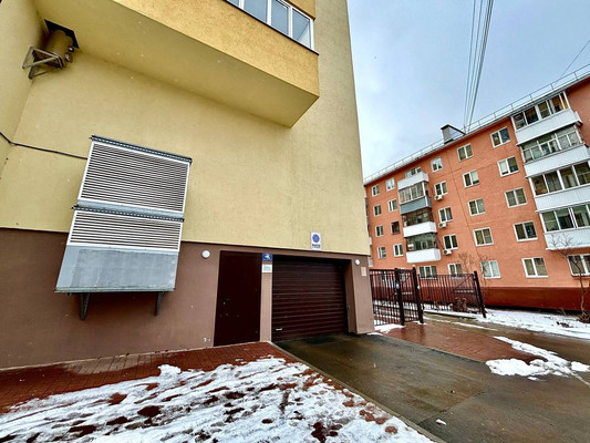 Продам многокомнатную квартиру, Стройкова ул, 64, Рязань г