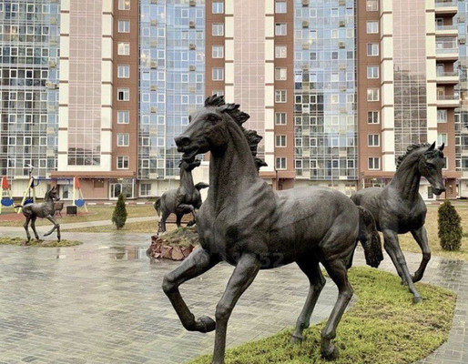 Продам трехкомнатную (3-комн.) квартиру, Кудрявцева ул, 16к1, Химки г