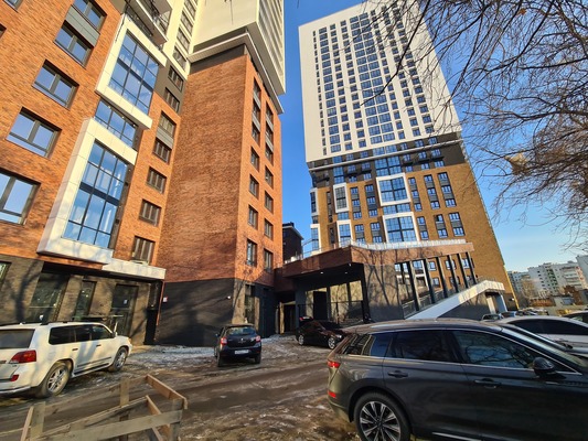 Продам торговое помещение 84 м2, Свердлова ул, 32б, Екатеринбург г