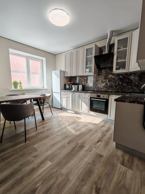 Продам трехкомнатную (3-комн.) квартиру, Горсоветская ул, 49к1, Ростов-на-Дону г