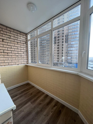 Продам трехкомнатную (3-комн.) квартиру, Горсоветская ул, 49к1, Ростов-на-Дону г