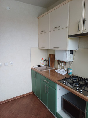 Продам однокомнатную (1-комн.) квартиру, Аркажская ул, 14к2, Великий Новгород г