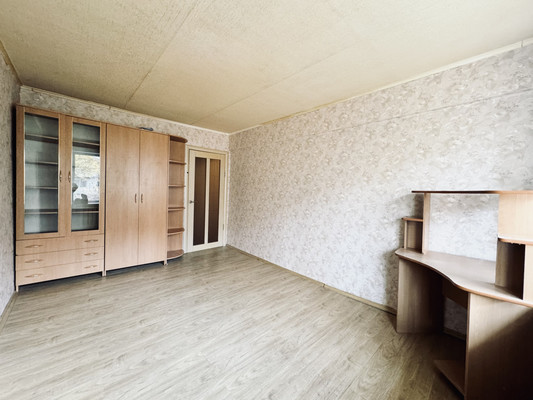 Продам двухкомнатную (2-комн.) квартиру, Орловская ул, 23, Брянск г
