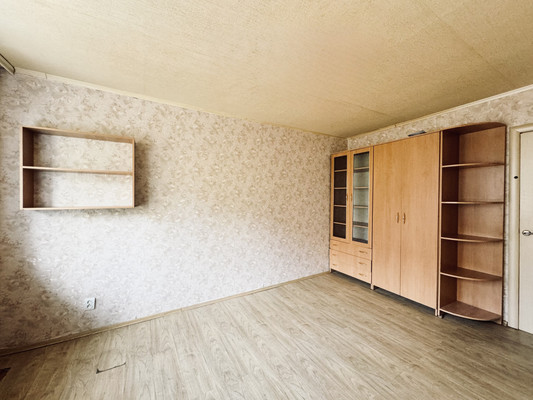 Продам двухкомнатную (2-комн.) квартиру, Орловская ул, 23, Брянск г