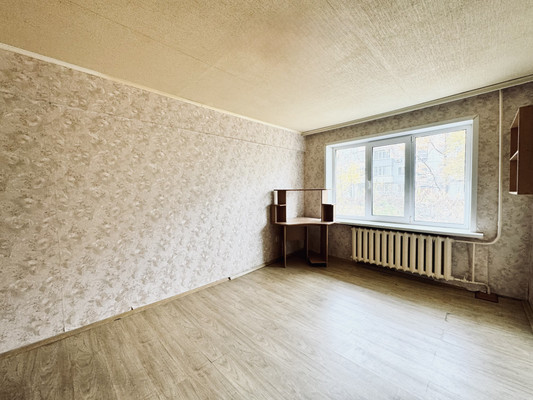 Продам двухкомнатную (2-комн.) квартиру, Орловская ул, 23, Брянск г