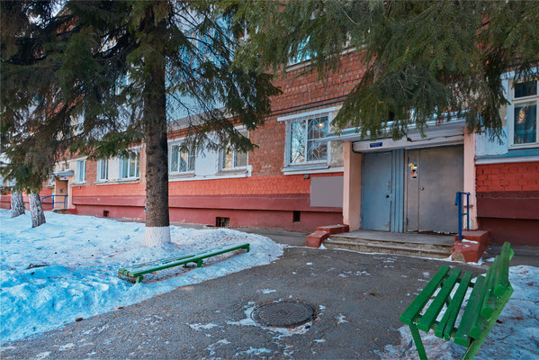 Продам двухкомнатную (2-комн.) квартиру, Лермонтова ул, 329, Иркутск г