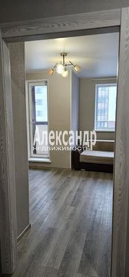 Продам однокомнатную (1-комн.) квартиру, Сосновый Бор ул, 2, Восход пгт