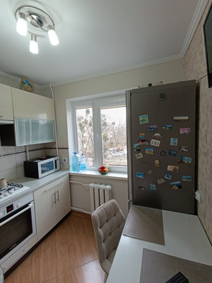 Продам трехкомнатную (3-комн.) квартиру, Чекистов ул, 88, Калининград г