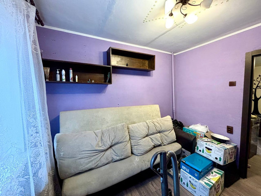 Продам трехкомнатную (3-комн.) квартиру, Народный б-р, 12к1, Рязань г