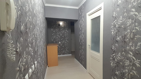 Продам двухкомнатную (2-комн.) квартиру, Северный массив мкр, 4, Батайск г