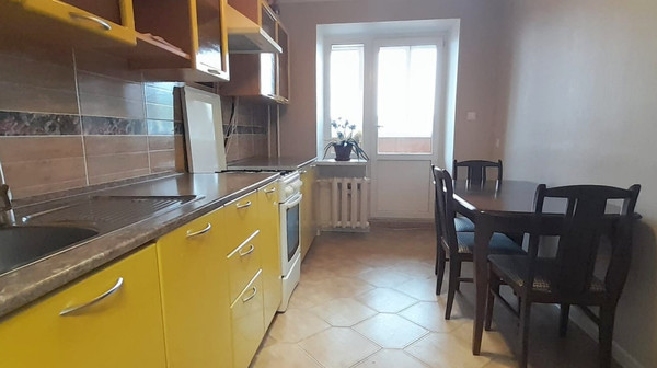 Продам двухкомнатную (2-комн.) квартиру, Северный массив мкр, 4, Батайск г