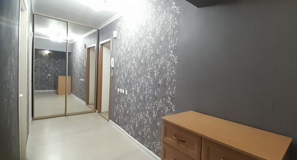 Продам двухкомнатную (2-комн.) квартиру, Северный массив мкр, 4, Батайск г