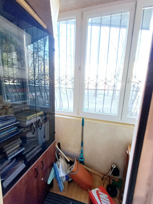 Продам трехкомнатную (3-комн.) квартиру, 60 лет Октября ул, 19, Симферополь г