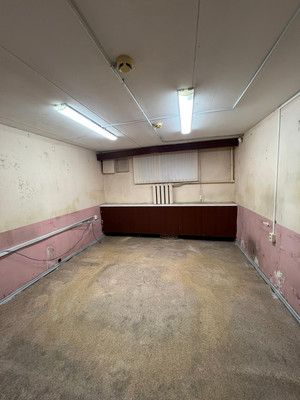 Продам коммерческое помещение 383 м2, Кирочная ул, 61А, Санкт-Петербург г