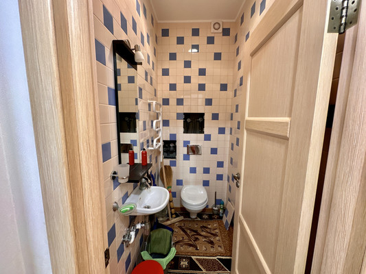 Продам трехкомнатную (3-комн.) квартиру, Авроры ул, 46, Восход пгт