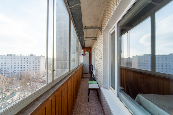 Продам трехкомнатную (3-комн.) квартиру, Совхозная ул, 18к2, Москва г