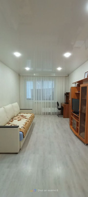 Продам однокомнатную (1-комн.) квартиру, Гагарина ул, 8А, Семеновка с