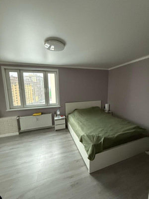 Продам трехкомнатную (3-комн.) квартиру, Александра Курынова ул, 6к1, Казань г