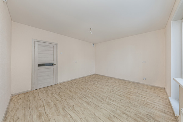 Продам двухкомнатную (2-комн.) квартиру, Краснопольский пр-кт, 30, Челябинск г