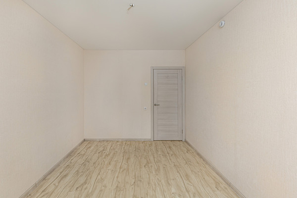 Продам двухкомнатную (2-комн.) квартиру, Краснопольский пр-кт, 30, Челябинск г