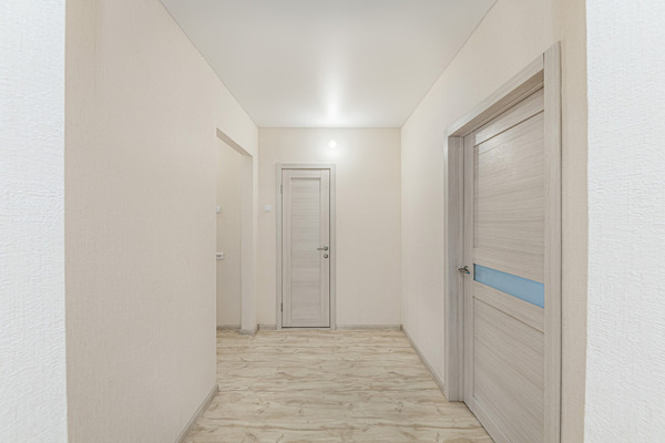 Продам двухкомнатную (2-комн.) квартиру, Краснопольский пр-кт, 30, Челябинск г