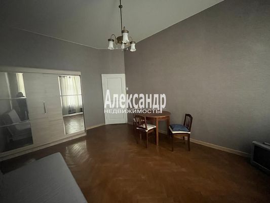Продам двухкомнатную (2-комн.) квартиру, Восстания ул, 42, Санкт-Петербург г