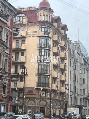 Продам двухкомнатную (2-комн.) квартиру, Восстания ул, 42, Санкт-Петербург г
