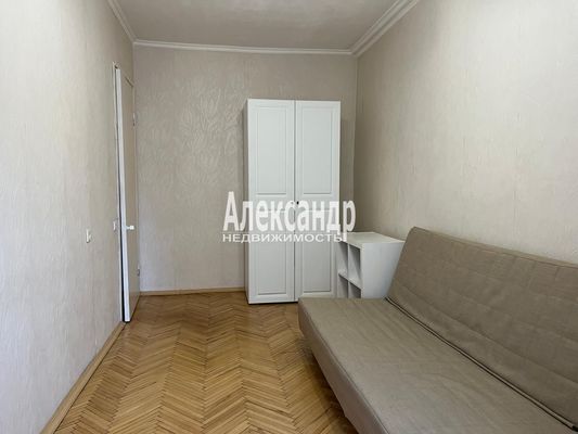 Продам двухкомнатную (2-комн.) квартиру, Чайковского ул, 50, Санкт-Петербург г