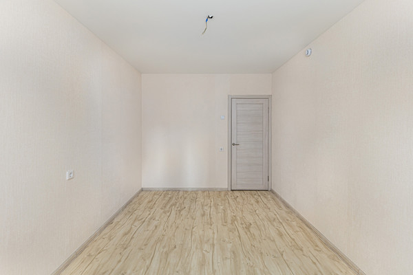 Продам двухкомнатную (2-комн.) квартиру, Краснопольский пр-кт, 30, Челябинск г