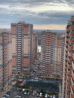 Продам трехкомнатную (3-комн.) квартиру, Богданова ул, 79к5, Ростов-на-Дону г