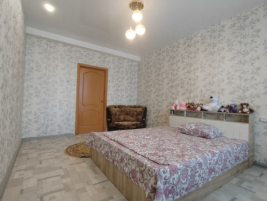 Продам двухкомнатную (2-комн.) квартиру, Вагоностроителей пр-кт, 8, Нижний Тагил г