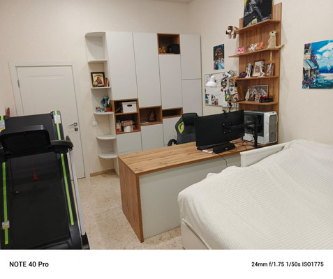 Продам трехкомнатную (3-комн.) квартиру, Пилотская ул, 37, Казань г