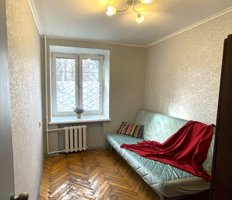 Продам двухкомнатную (2-комн.) квартиру, 16-я Парковая ул, 23, Москва г