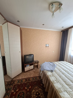 Продам двухкомнатную (2-комн.) квартиру, Первомайская ул, 7а, Октябрьский г