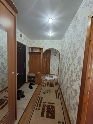 Продам двухкомнатную (2-комн.) квартиру, Первомайская ул, 7а, Октябрьский г