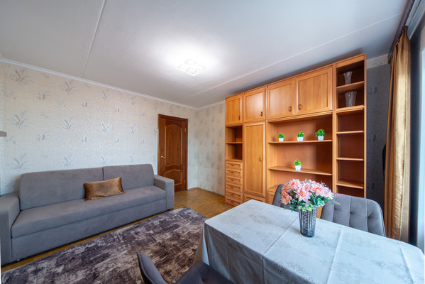 Продам многокомнатную квартиру, Совхозная ул, 18к2, Москва г