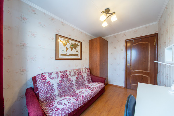 Продам многокомнатную квартиру, Совхозная ул, 18к2, Москва г