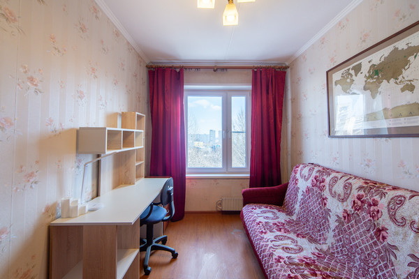 Продам многокомнатную квартиру, Совхозная ул, 18к2, Москва г