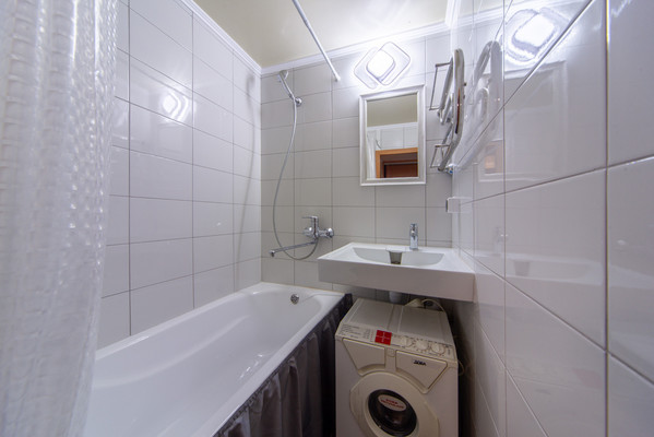 Продам многокомнатную квартиру, Совхозная ул, 18к2, Москва г