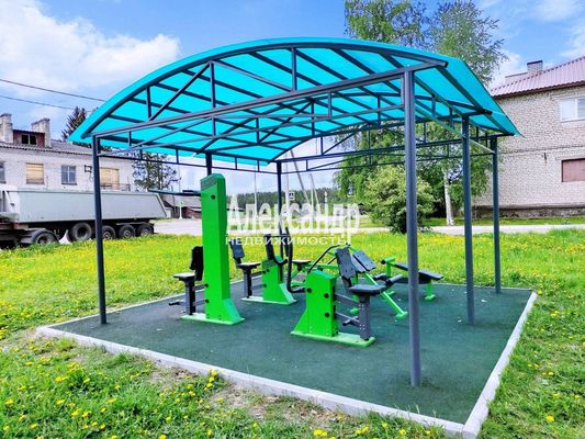 Продам двухкомнатную (2-комн.) квартиру, Новая ул, 2, Михалево п
