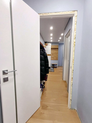 Продам трехкомнатную (3-комн.) квартиру, Братьев Касимовых ул, 40, Казань г