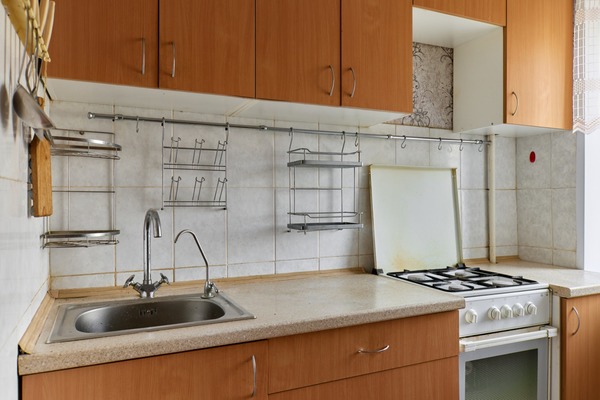 Продам однокомнатную (1-комн.) квартиру, Магаданская ул, 18кБ, Казань г