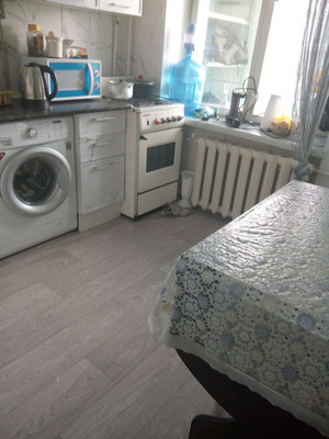 Продам трехкомнатную (3-комн.) квартиру, Калинина ул, 13, Красноперекопск г