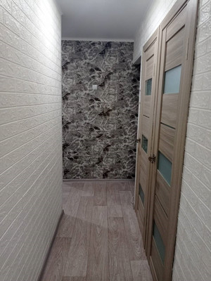 Продам трехкомнатную (3-комн.) квартиру, Калинина ул, 13, Красноперекопск г