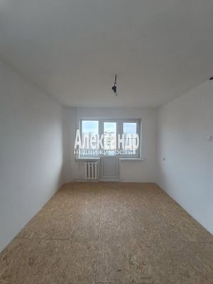 Продам однокомнатную (1-комн.) квартиру, Садовая ул, 1, Большие Колпаны д